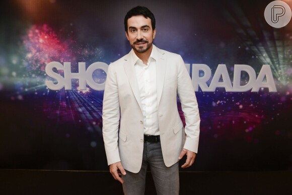 Padre Fabio de Melo é sucesso no mundo virtual com o seu estilo descontraído e bem-humorado