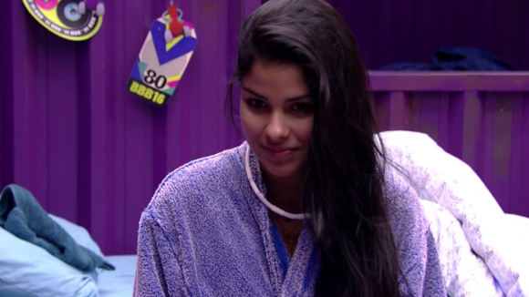 Munik do 'BBB16' conta para Ana Paula ameaça de Adélia: 'Quebrava sua cara'