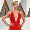Oscar 2016: confira os looks de Charlize Theron e mais famosos no red carpet