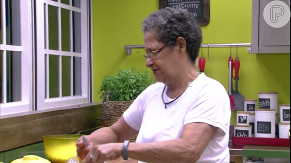 Geralda fala mal de Ana Paula para Adélia, Ronan e Matheus na manhã desta segunda-feira, 29 de fevereiro de 2016