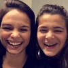 A atriz fez 'snaps', vídeos no Snapchat, trocando de rosto com a irmã