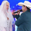 Xuxa recebe declaração do cantor Edson, da dupla com Hudson, e veste grinalda no "Xuxa Meneghel" dessa segunda-feira, 29 de fevereiro de 2016