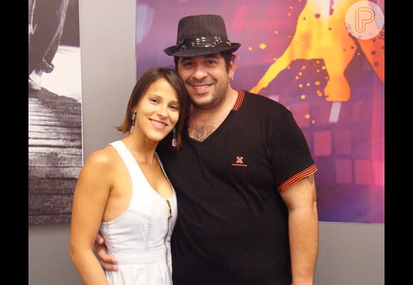 Leandro Hassum é casado com a desginer de moda Karina Gomes Ramos e o casal mora em Niterói