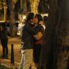 Daniel (Rodrigo Andrade) beija Perséfone (Fabiana Karla), em cena de 'Amor à Vida'