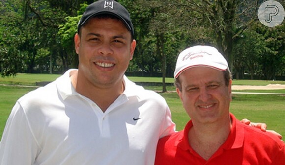 Mauro Bayout ao lado de Ronaldo, no Itanhangá Golfe Club, no Rio de Janeiro