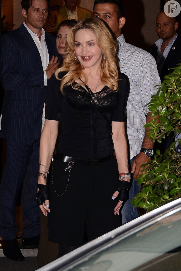 Madonna esteve na pré-estreia do filme "12 years a slave" em um cinema no texas, nos Estados Unidos