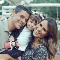 Fernanda Pontes viaja com a família para os EUA para estudar: 'Vou e volto logo'