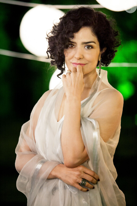 Letícia Sabatella interpreta a Verônica em 'Sangue Bom'