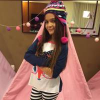 Mel Maia reúne amigas em festa do pijama para comemorar aniversário de 12 anos