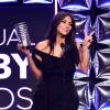 Kim Kardashian disparou ao fazer uma promessa durante premiação: 'Selfies nua até morrer!'