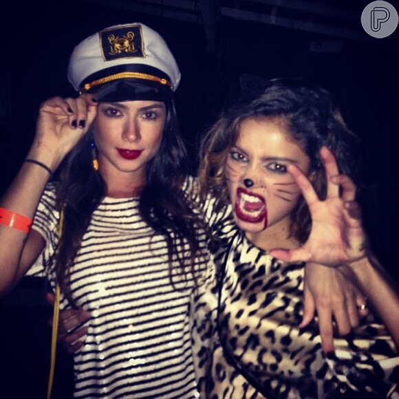 Sophie Charlotte e Thaila Ayala se divertem em festa de Halloween de 'Sangue Bom', em 31 de outubro de 2013