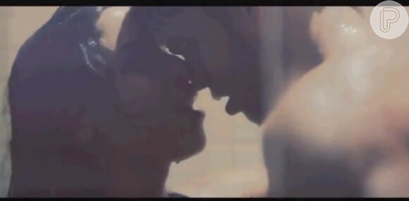 Anitta e Victor Sparapane atuam em cenas quentes no clipe da música 'Zen'