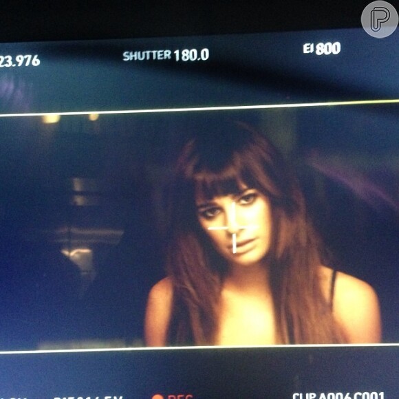 Lea Michele grava seu primeiro clipe, em 17 de novembro de 2013