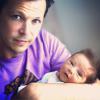 Guilherme Berenguer também se tornou pai em 2013. Sebastian, primeiro filho do ator, nasceu no dia 22 de maio. Ele é fruto do casamento do artista com a psicóloga Bianca Cardoso