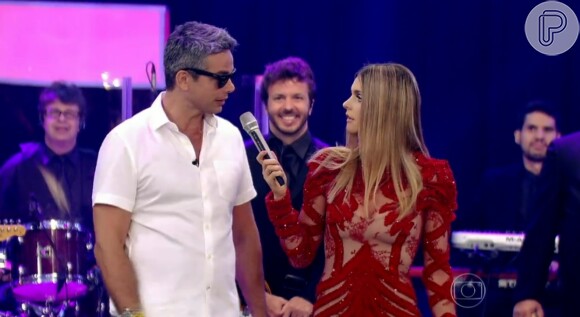 Otavino Costa diz que recebeu dicas de pole dance da mulher, Fávia Alessandra