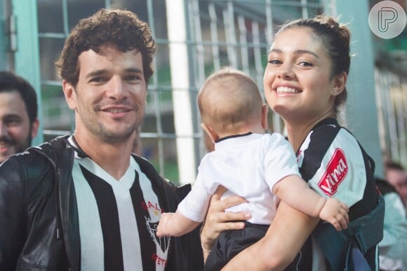 Sophie Charlotte e Daniel de Oliveira eram só alegria na torcida pelo Atlético Mineiro nesta segunda-feira, 08 de agosto de 2016l