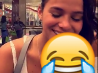 Bruna Marquezine coloca piercing na orelha e mostra resultado na web. Vídeo!