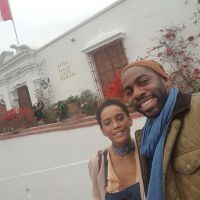 Taís Araújo viaja com Lázaro Ramos e é lembrada por Xica da Silva: 'Emocionada'