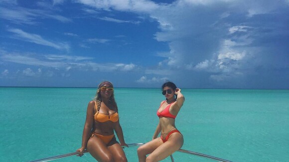 Kylie Jenner comemora aniversário de 19 anos em viagem para Bahamas: 'Abençoada'