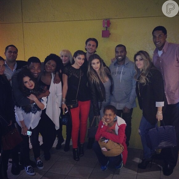 Kim Kardashian passa o feriado de Dia de Ação de Graças com a família de Kanye West, em 28 de novembro de 2013