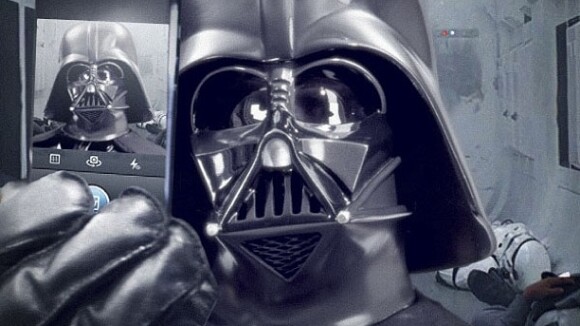 'Star Wars' lança Instagram com foto de Darth Vader para divulgar 7° filme