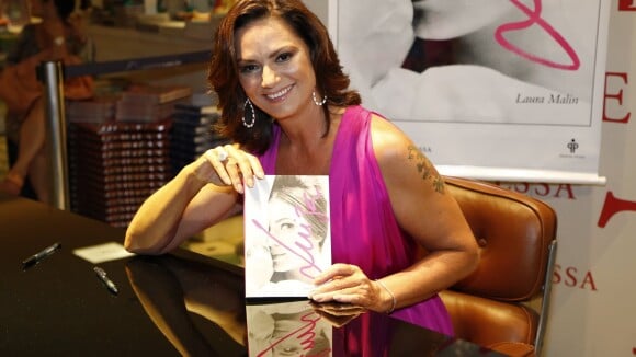 Luiza Brunet lança biografia em livraria no Rio: 'Sou uma mulher muito corajosa'