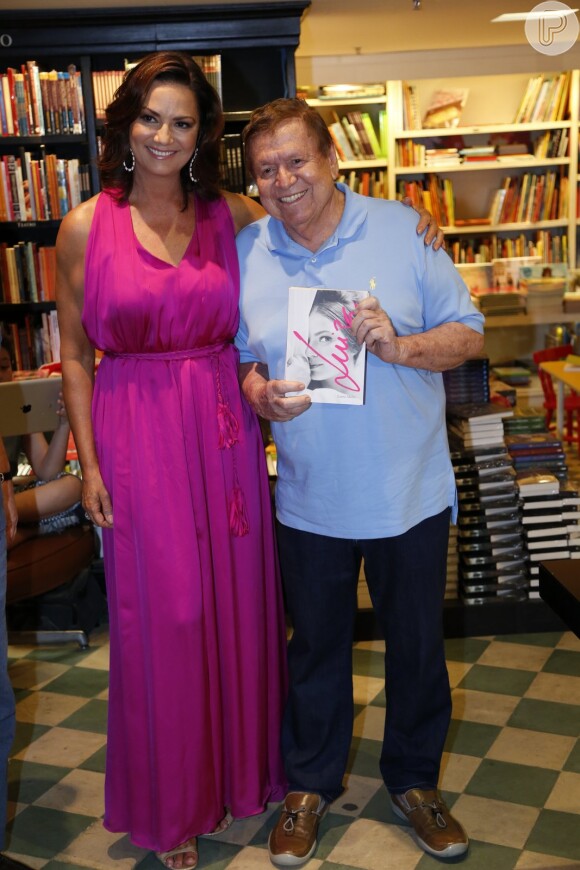 Luiza Brunet e Boni, na Livraria da Travessa, no Leblon, Zona Sul do Rio de Janeiro, em 4 de dezembro de 2013