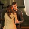 Dakopta Johnson e Jamie Dornan filmam '50 Tons de Cinza' como Anastasia Steele e Christian Grey e quase se beijam, em 9 de dezembro de 2013