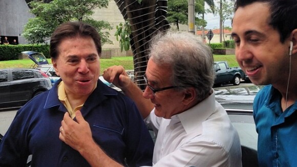 Silvio Santos ganha presente de aniversário e veste pijama na rua: 'Foi demais!'