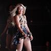 Beyoncé lançou um álbum visual com 14 músicas e 17 clipes