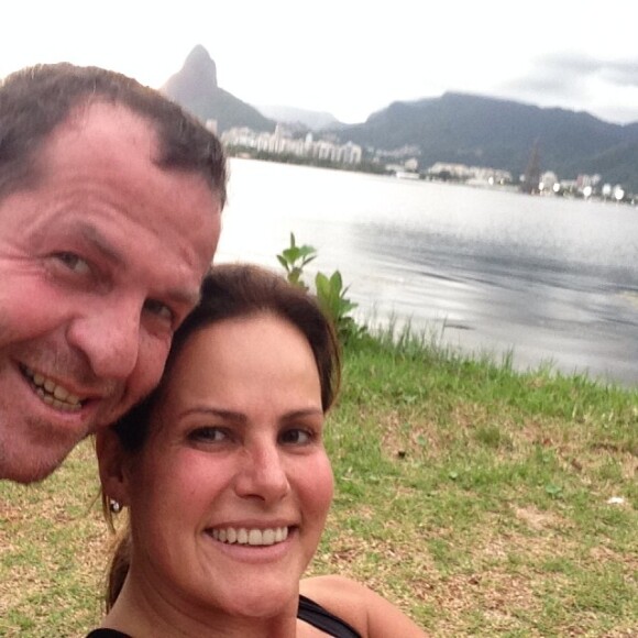 Renata Ceribelli e o namorado, o empresário Carlos Vaisman, vão passar o Revéillon em Itacaré, litoral da Bahia, de acordo com notícia divulgada em 18 de dezembro de 2013