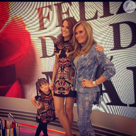 Helô Pinheiro posa com a neta, Rafa Justus, e a filha, Ticiane Pinheiro, em 19 de dezembro de 2013