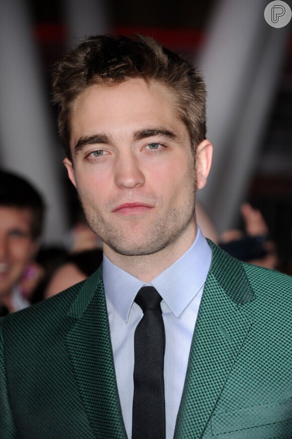 Robert Pattinson: 'Eu queria estrangular o cara que inventou isso'