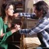Leila (Fernanda Machado) surta quando Thales (Ricardo Tozzi) diz que vai abrir mão da herança para ficar com Natasha (Sophia Abrahão), em 'Amor à Vida'