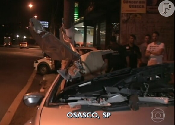 O carro em que Gessyca estava se partiu ao meio com o impacto da colisão