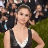 Selena Gomez estará na edição 2017 do Guinness World Records por conquistar marcas inéditas em sua carreira e como influenciadora digital
