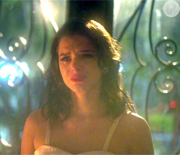 Em 'Nada Será Como Antes', Davi (Jesuita Barbosa) mata Beatriz (Bruna Marquezine) à queima-roupa descontrolado e com ciúmes