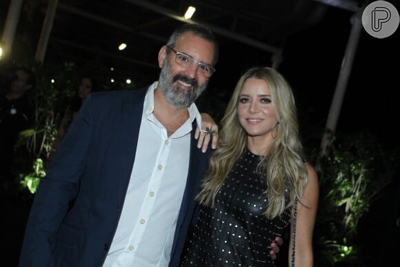 Christine Fernandes e o marido, Floriano Peixoto, também foram à festa da emissora