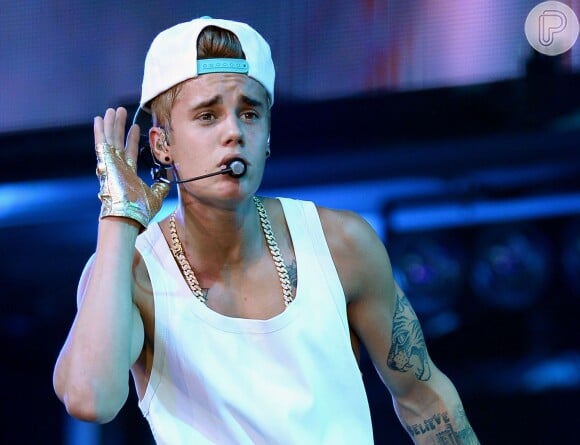 Justin Bieber chegou a anunciar sua aposentadoria na noite de Natal. Mas logo depois voltou atrás, o que irritou os fãs