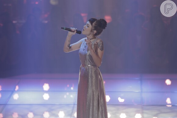 Jade Baraldo agitou a semifinal do 'The Voice Brasil' na noite desta quinta-feira, 22 de dezembro de 2016