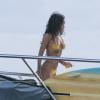 A cantora Rihanna fez um ensaio para revista 'Vogue', na sexta-feira, 17 de janeiro de 2014, em um iate no mar de Copacabana, Zona Sul do Rio de Janeiro