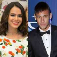 Bruna Marquezine posa com família e Neymar deixa comentário carinhoso. Veja!