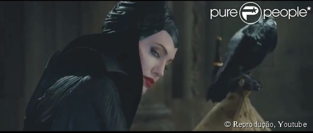 Angelina Jolie aparece assustadora como a vilão do filme 'Malévola' no novo trailer do filme