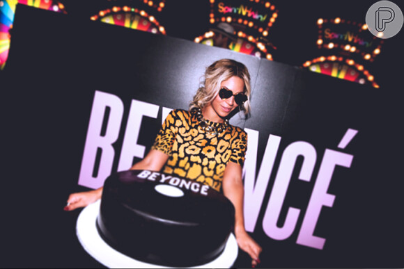 Beyoncé pode fazer dupla com Madonna na apresentação do Grammy que vai ao ar no dia 26 de janeiro de 2014