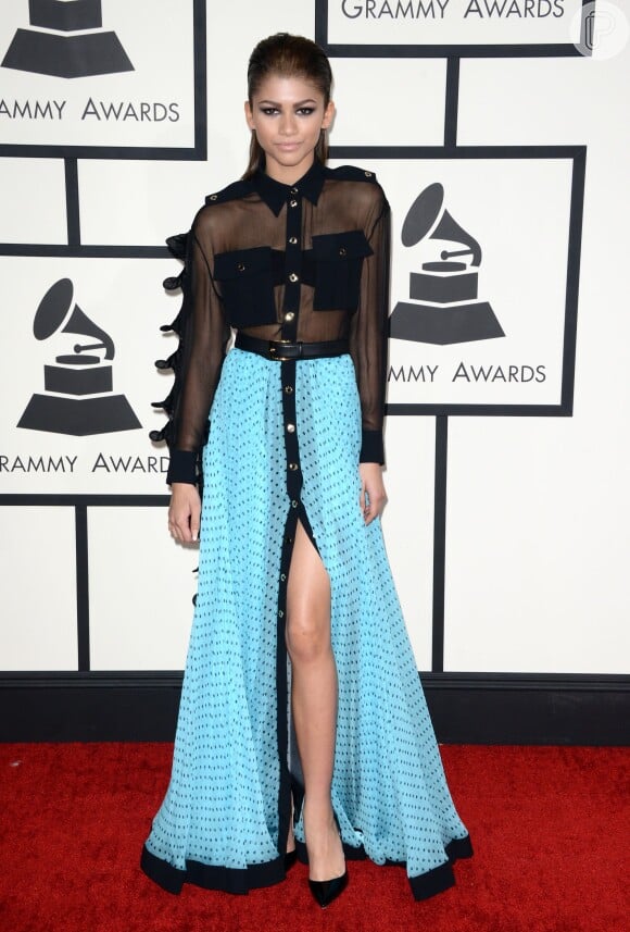 Zendaya veste Emanuel Ungaro no Grammy Awards 2014