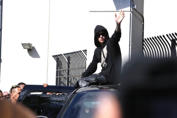 Bieber deixou a cadeia no mesmo dia em que foi preso