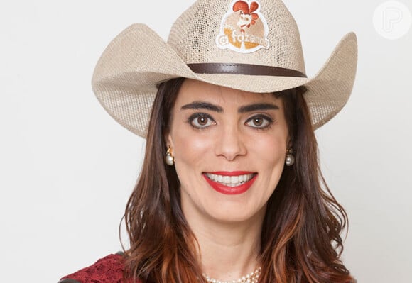 Heloisa Faissol participou da sétima temporada de 'A Fazenda' (2014), foi escritora, compositora e cantora de funks, atriz, artista plástica e acrobata