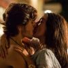Yasmin e Zac (Nicolas Prattes) se beijam em 'Rock Story' e fãs comemoram na web nesta segunda-feira, dia 06 de fevereiro de 2017