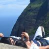 O local escolhido pela dançarina foi a Pedra Bonita, no Rio de Janeiro, após uma trilha com a namorada