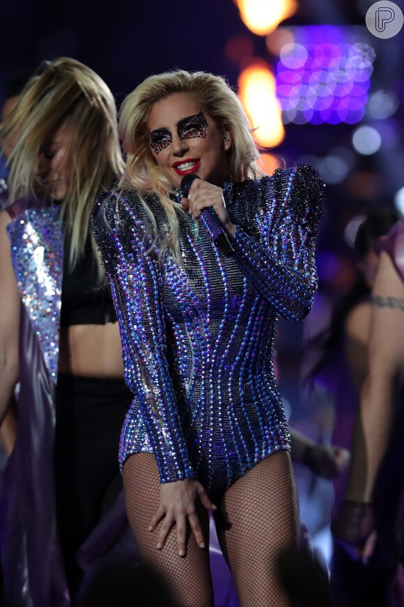 Maquiagem de Lady Gaga durante show do Super Bowl, em 5 de fevereiro de 2017, chamou atenção!